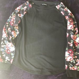 NWOT SHEIN long sleeved top blouse floral